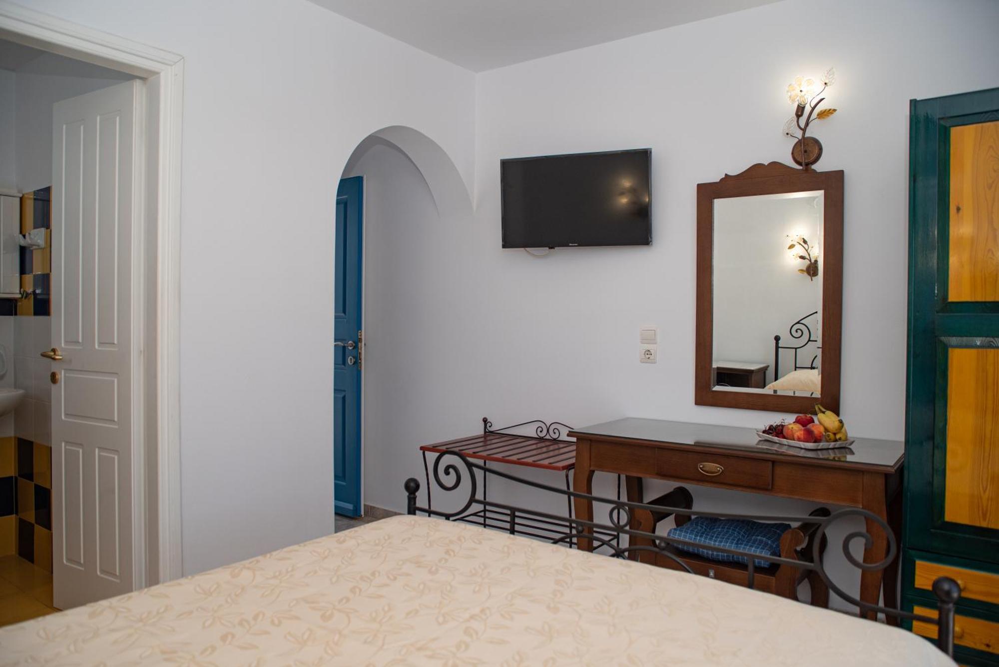 Deep Blue Aparthotel Ájos Prokópios Eksteriør bilde