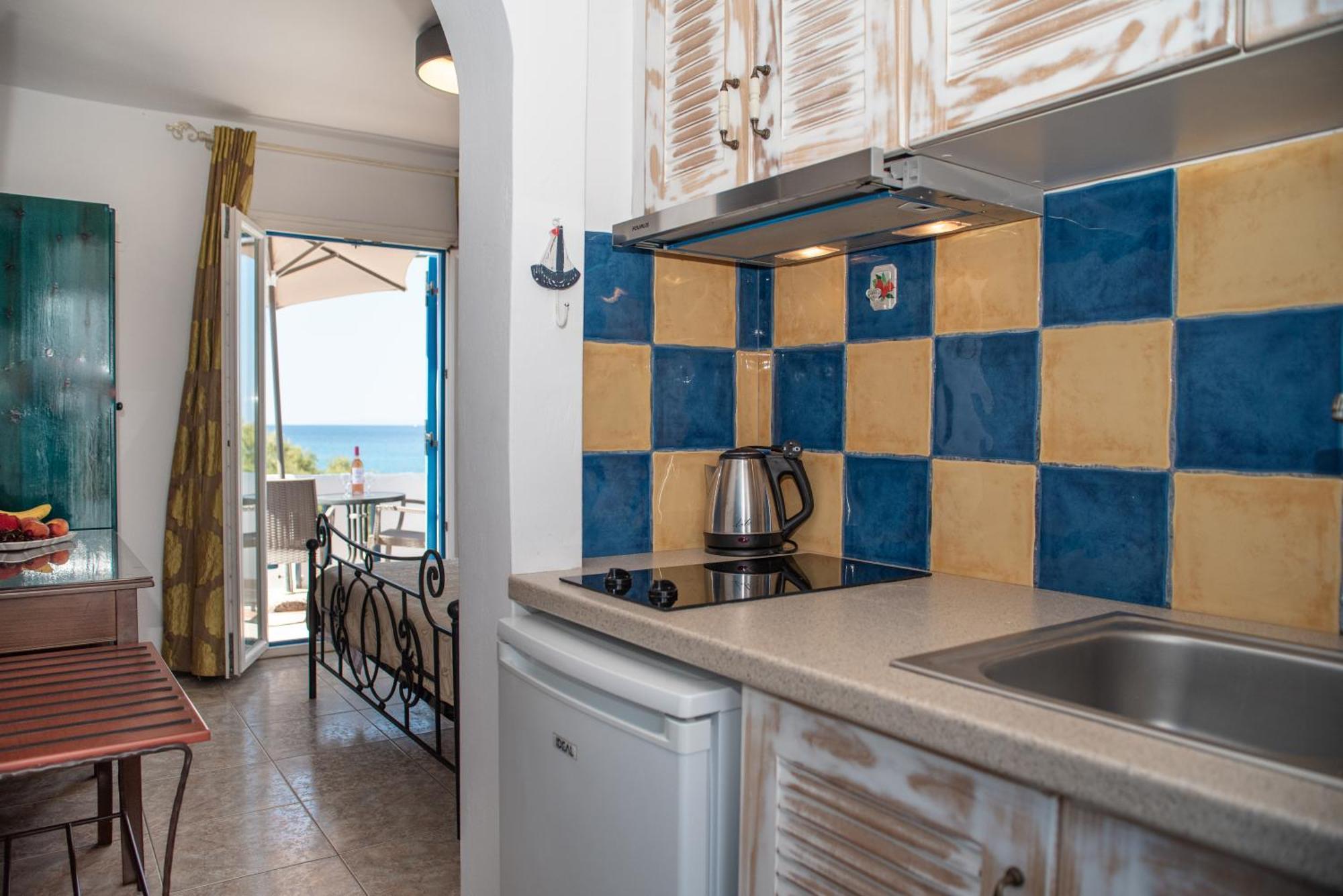 Deep Blue Aparthotel Ájos Prokópios Eksteriør bilde